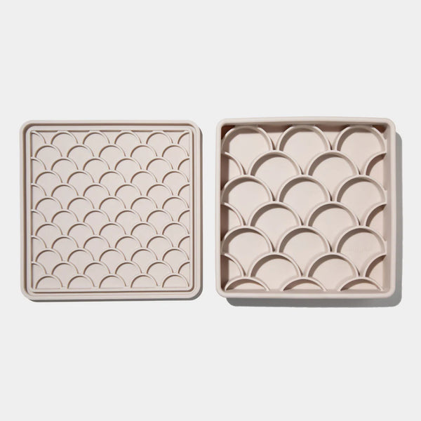 dogged 3-in-1 fish scale slow feeder bowl